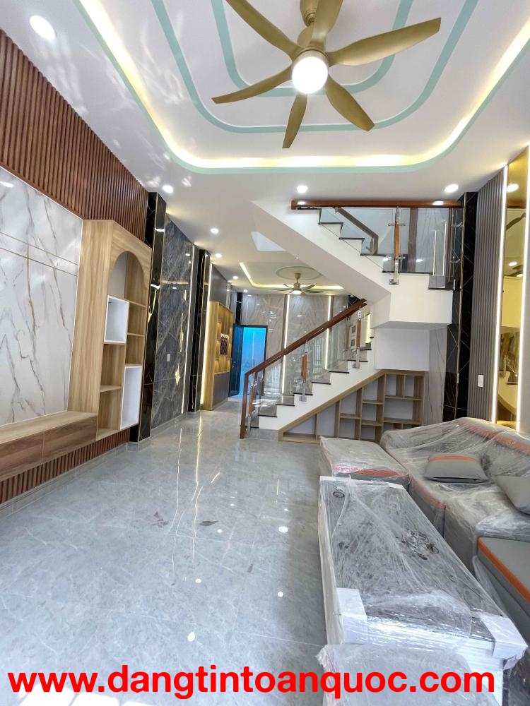 Hiếm Nhà Đẹp 50M² Bình Chiểu – 2 Tầng Full Nội Thất – Hẻm Ô Tô – Gần Chợ Đầu Mối – 4.X Tỷ