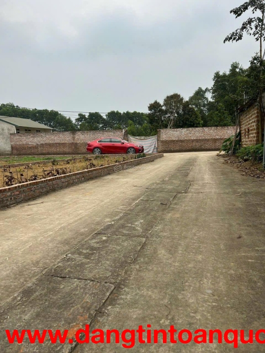 Cắt lỗ nhanh 200tr mảnh đất 68m2 tại Tân Xã, Hạ Bằng, Thạch Thất gần trường Đại Học FPT