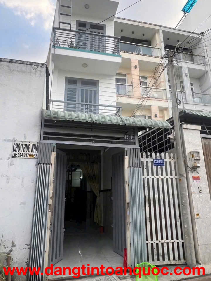 Nhà đã trống Nhờ 500 ACE có khach bán dùm  Hoa hồng 30 triệu