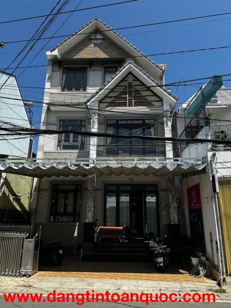 Cho thuê villa 3 phòng 25 triệu/tháng gần viện nghiên cứu hạt nhân phường 11 Đà Lạt