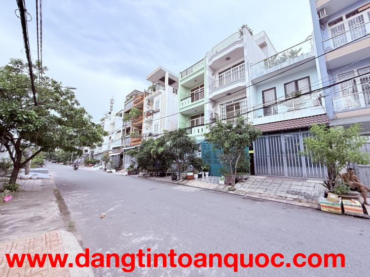 Mặt tiền KDC Bình Hưng, đối diện bến xe Quận 8, 6x24 - 0931172218