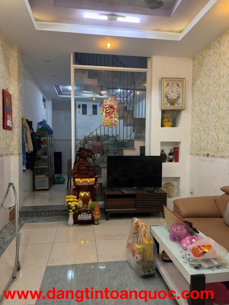 NHÀ QUANG TRUNG - 3 TẦNG - 82M2 NGANG LỚN 6.8M - NHỈNH 6T TÍ XÍU - PHÁP LÝ CHUẨN