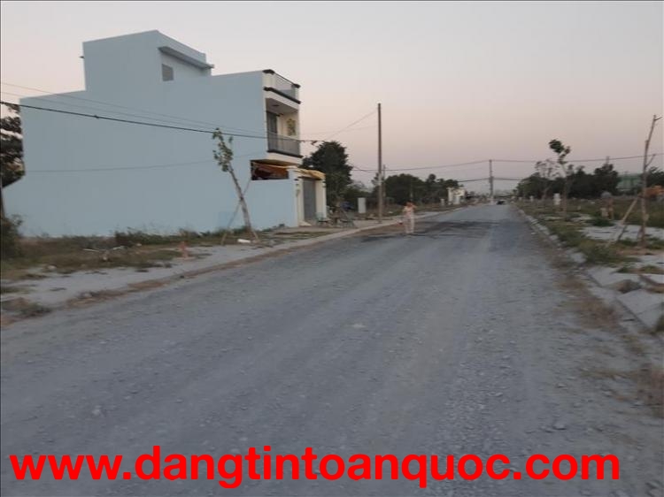 BÁN ĐẤT MẶT TRỤC CHÍNH KINH DOANH ĐƯỢC NGAY TẠI HÒA LẠC-SÁT ĐẠI HỌC QUỐC GIA-SỔ ĐỎ CHÍNH CHỦ