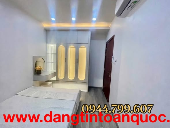 NHÀ XÂY MỚI - 2 TẦNG - MT HẺM THÔNG NHIỀU NHÁNH - KDC ĐÔNG ĐÚC -KDBB - MỞ TIỆM TÓC - NAIL - HÈM MỚI 