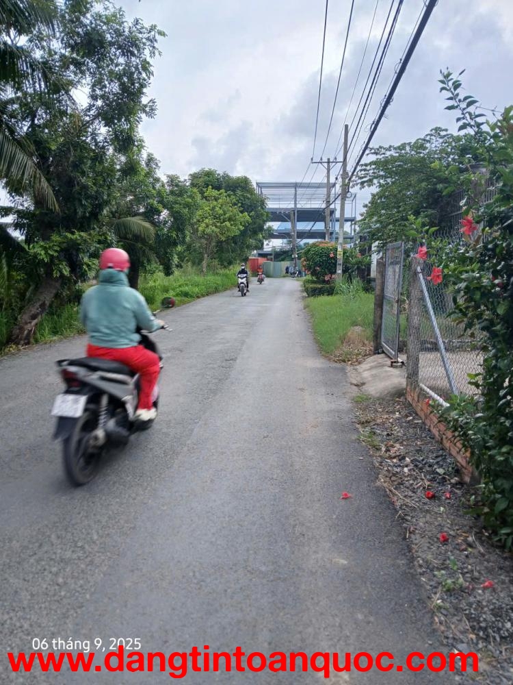 Bán đất mặt tiền đường kinh doanh (5×36m) 178m2. Có 133m thổ cư - Đường nhựa lớn 2 xe tải tránh