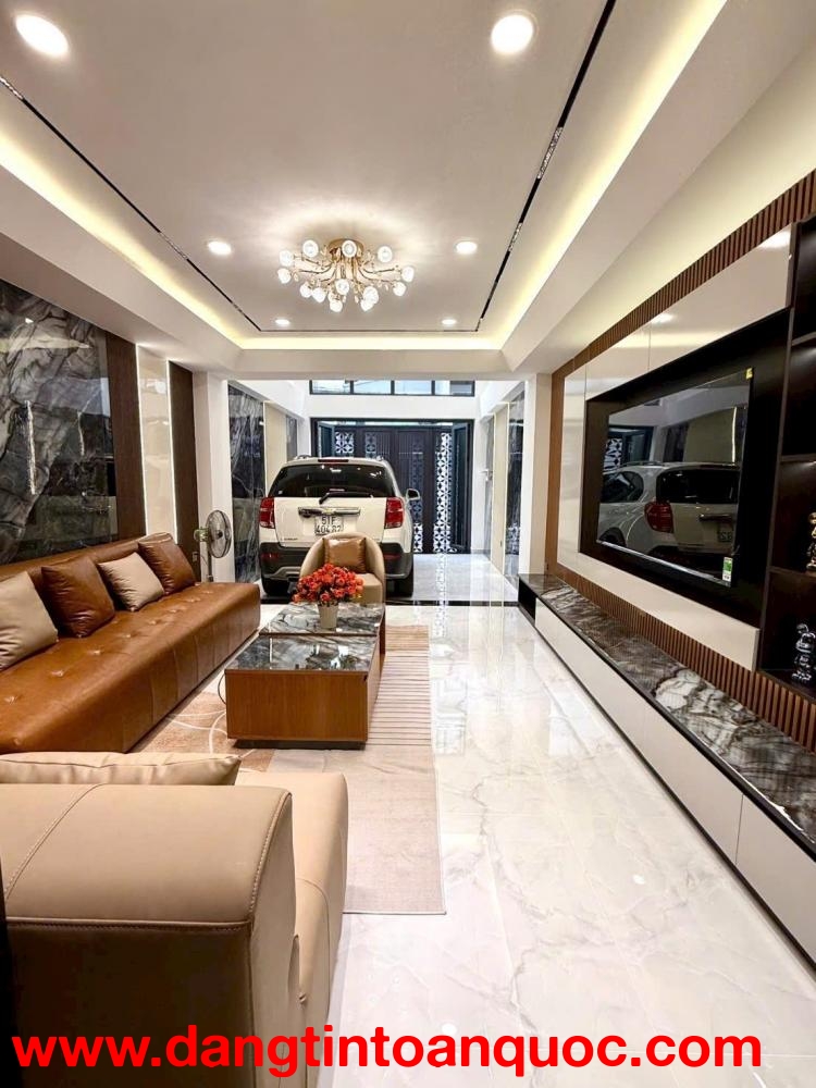 **Bán nhà Hẻm 220 Âu Cơ, phường 9, quận Tân Bình (4*18) 5 tầng nhà đẹp