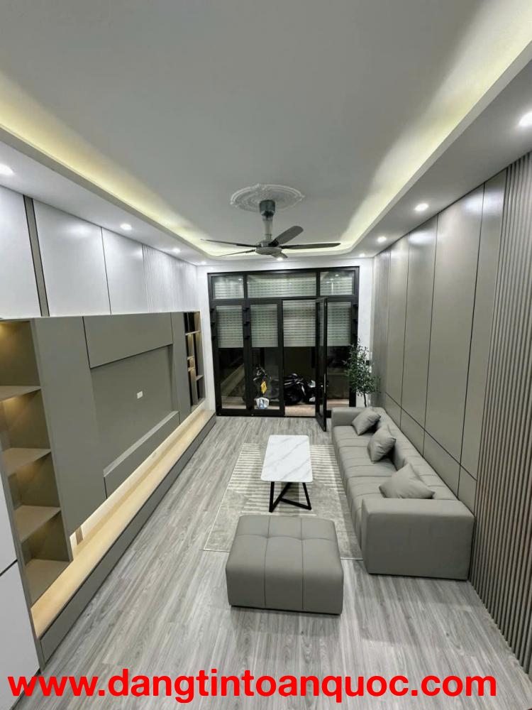 Chính chủ bán nhà Tô Hiệu - Trung tâm phố cổ Hà Đông - Ô tô đỗ cửa - Nhà xây kiên cố