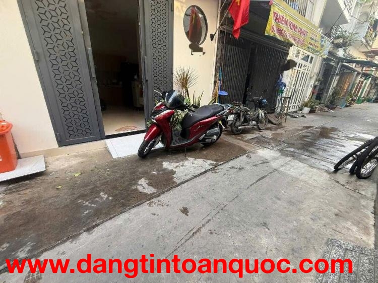 Hẻm 2/ - Hẻm 4M Thông - Bình Tân - 4 Tỷ Nhỉnh - Nhà Đẹp - Tặng Full Nội Thất - Gần Chợ,Trường Học - 