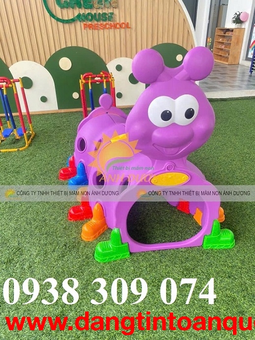 Hầm chui con sâu tím mầm non, hang chui con sâu mầm non