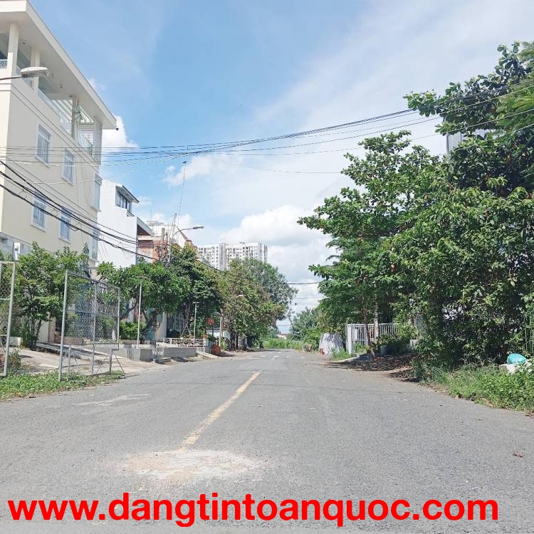 Bán nhà mặt tiền Siêu Hiếm 14x20 đối diện bến xe Quận 8 KDC Phong Phú chỉ 26 tỷ - 0931172218