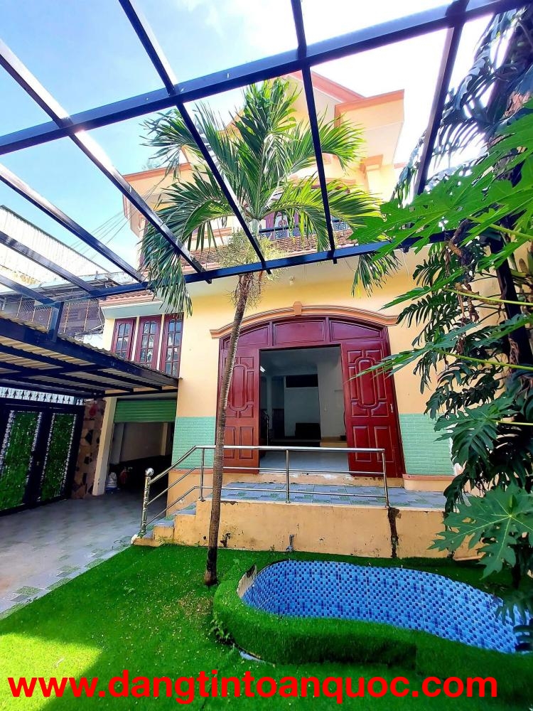 Bán nhà Biệt thự  Nguyễn Hữu Cảnh, giáp Quận 1, 10x16m, 4 Tầng - 9PN, sổ A4, 16,3 tỷ.