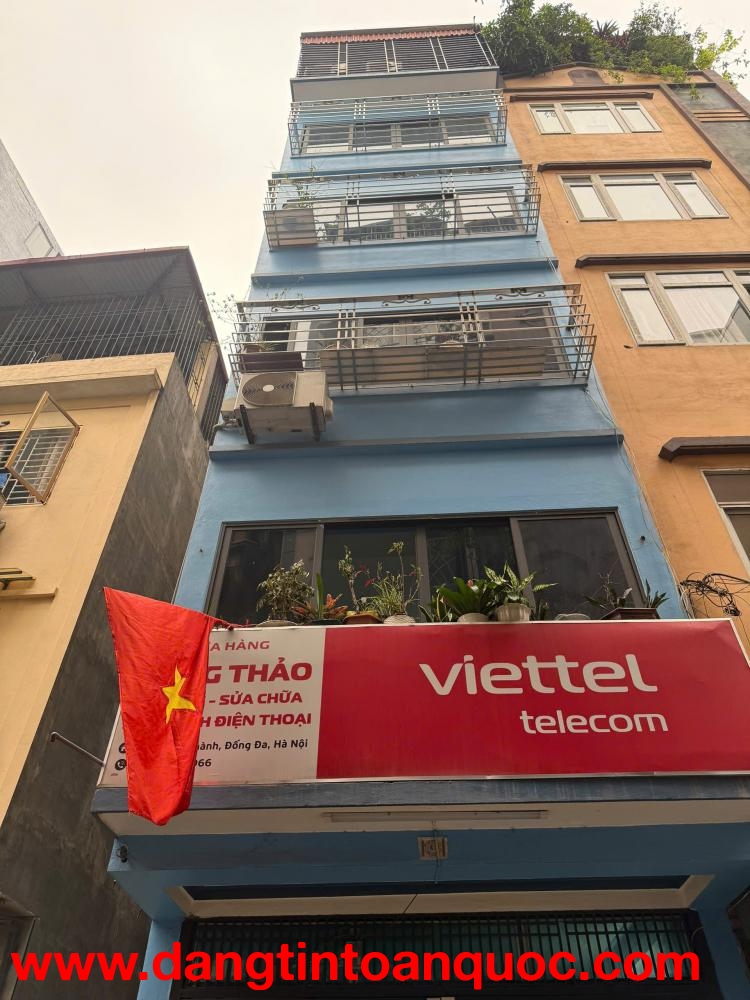 Cho thuê nhà 6 tầng mặt phố Đê La Thành nhỏ hợp làm công ty, văn phòng, cửa hàng,Spa...