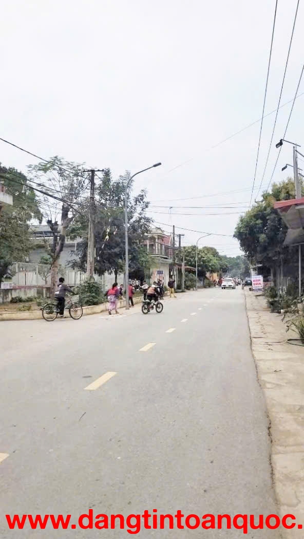 CƠ HỘI VÀNG MỞ ĐƯỜNG 80M – CẦN TIỀN RA GẤP LÔ ĐẤT FULL THỔ CƯ CẠNH HỒ SINH THÁI