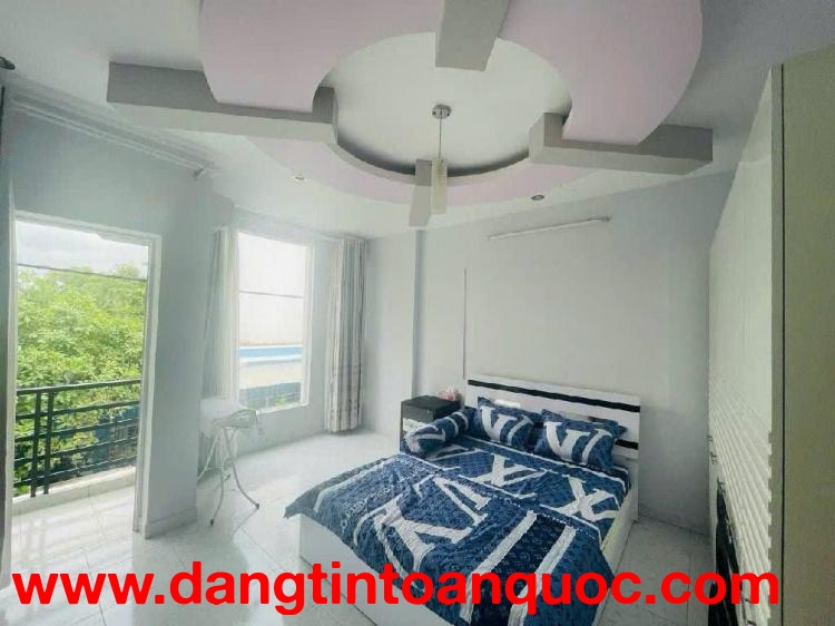 Quá Rẻ Chỉ 7 TỶ 050 HẺM XE Hơi Quận 7