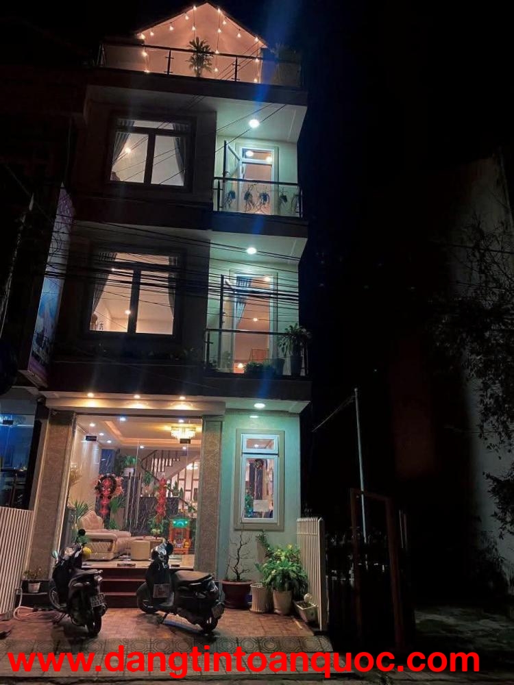 Cho thuê khách sạn 12 phòng Yersin, phường9, Đà Lạt 25 triệu/tháng