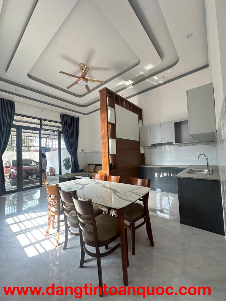 CHÍNH CHỦ BÁN NHÀ MỚI HIỆN ĐẠI ĐẸP - GIÁ TỐT Tại ĐOÀN KẾT, HOÀ PHÚ - ĐẮK LẮK