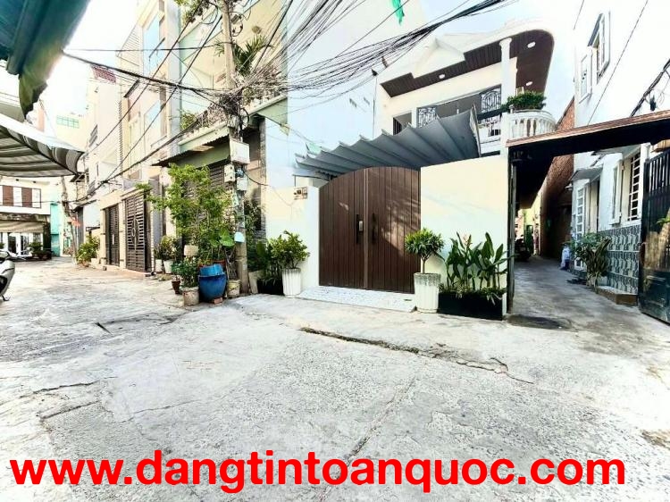 Bán nhà 3 mặt tiền đường Âu Dương Lân ngang 5m Đẹp Lung Linh- 0931172218