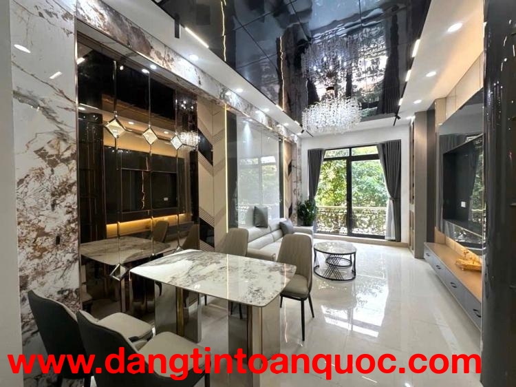 Bán nhà đẹp Phúc Đồng- Gara- thang máy- oto tránh- 2 mặt ngõ 50m 8 tầng nhỉnh 17 tỷ(TL)