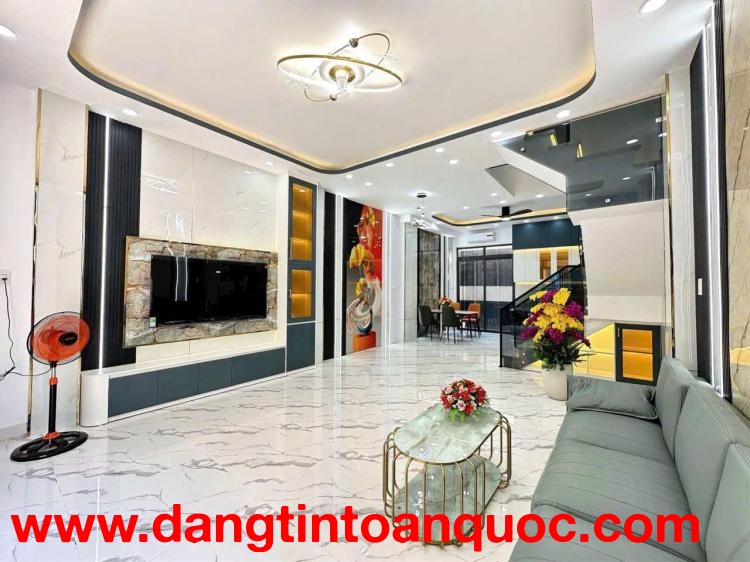 Nhà ngay khu cán bộ ở, dân trí cao, 4 tầng, hẻm xe hơi, hơn 8 tỷ xíu