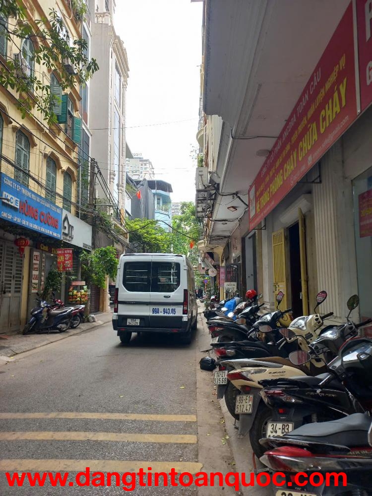 BÁN NHÀ NGUỴ NHƯ KON TUM, DT40M2 5T PHÂN LÔ VỈA HÈ, OTO TRÁNH, KINH DOANH, VP, NHỈNH 20 TỶ