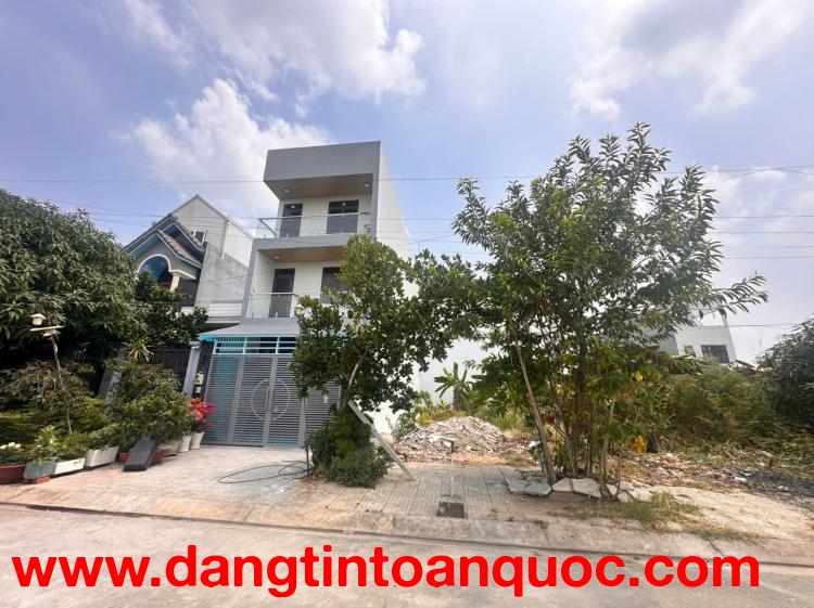 Bán lô đất đẹp KĐT Đông Tăng Long Quận 9 - 100m2 - Đường 10m có lề - Chỉ 8 Tỷ