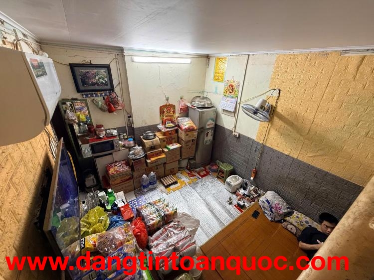 Siêu hiếm! Bán nhà dốc Minh Khai 23m2, 3 tầng, 4.72 tỉ, ngõ thông, ô tô 5 tạ qua nhà, KD tốt