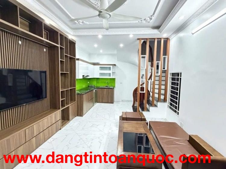 NHÀ ĐẸP - Ở NGAY - TIỆN ÍCH NGẬP TRÀN - 5 TẦNG MỚI - THIẾT KẾ HIỆN ĐẠI - NỞ HẬU