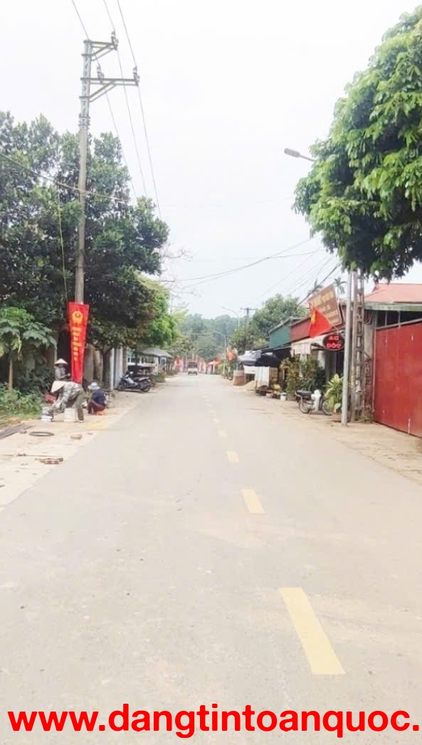 Cần tiền gấp thửa đất view hồ cạnh ĐHQGHN giá rẻ.