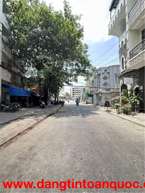 Nhà HXH Đường Phạm Văn Đồng Quận Bình Thạnh Phường 13 Cũ.