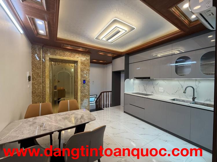 SIÊU PHẨM VÍP ĐỐNG ĐA  33M  NHỈNH 10 TỶ 6T THANG MÁY- HAI THOÁNG- FULL NỘI THẤT