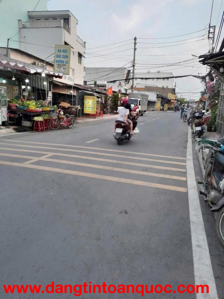 2 LÔ F0 TÂN XUÂN – TẶNG DÃY TRỌ – MT ĐƯỜNG 7M THÔNG – GIÁ SỐC