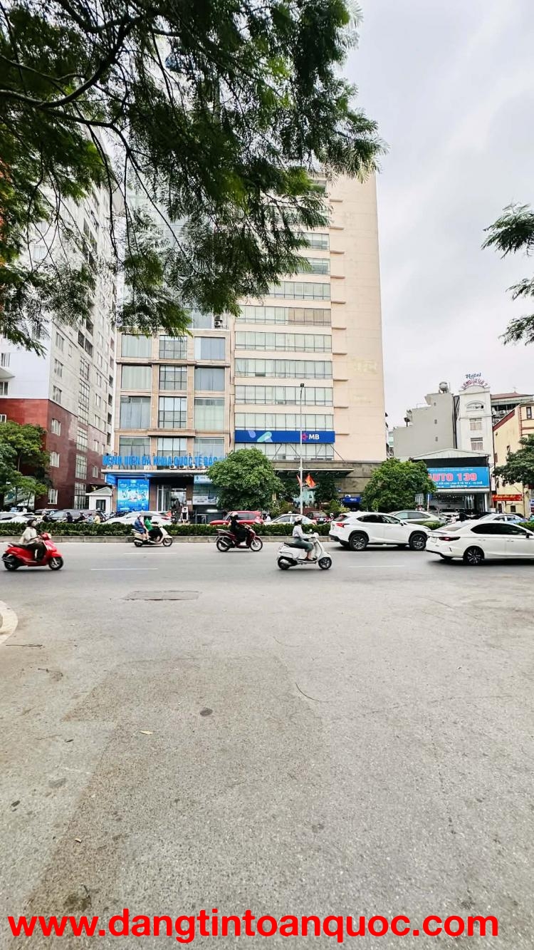 bán nhà Nguyễn Văn Cừ, 55m x 5 tầng, MT 6m, thang máy, ngõ ôtô tránh