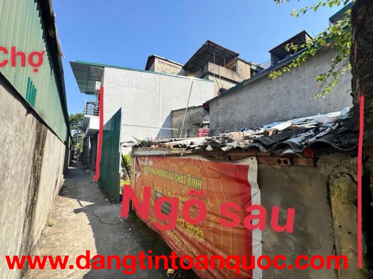 Phân Lô ô tô mặt ngõ, cách mặt ô tô tránh 10m TT Việt Hưng chỉ hơn trăm tr/m vị cực hiếm