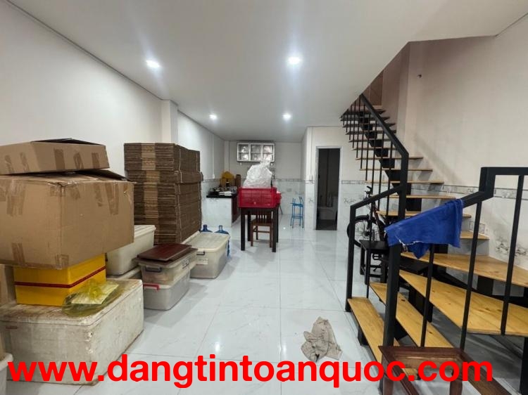 KHU VIP BÌNH THẠNH - HÀNG XÓM LANDMARK - GIÁP Q1 - 30m2 - HẺM 3G - NHĨNH 4TỶ