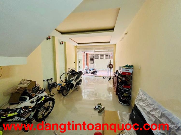 ????Bán nhà Vĩnh Tiến - 52m 4 tầng - Ô.tô vào nhà