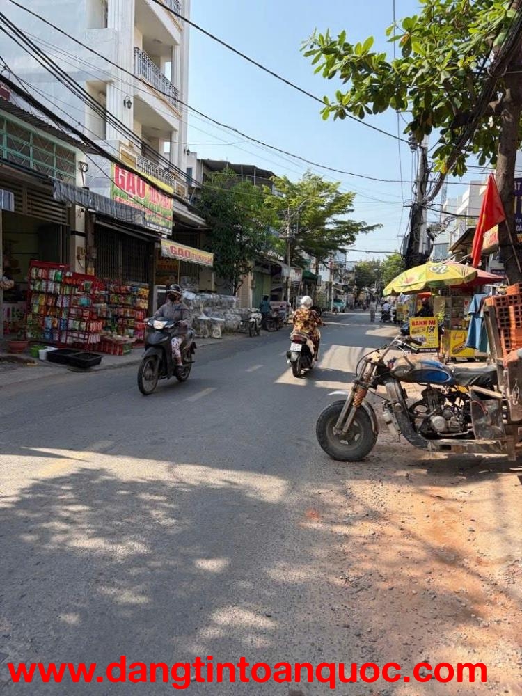 Hẻm 1 Sẹc - Hẻm 4M Thông - 4 Tỷ Nhỉnh - Bình Tân - Nhà Mới - Gần Chợ - Giáp Tân Phú - 39M2 - 2 TẦNG 