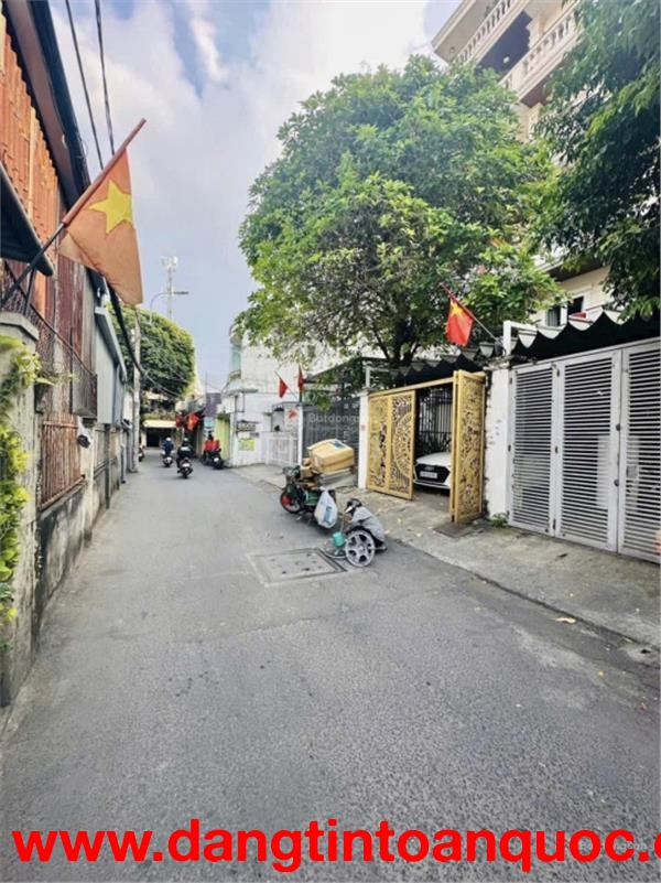 Nhà 3 tầng Đường số 9 ngay Lotte 4,1x18m nở hậu 5m. Bán đất tặng nhà đang có 8P cho thuê. 7,8 tỷ TL