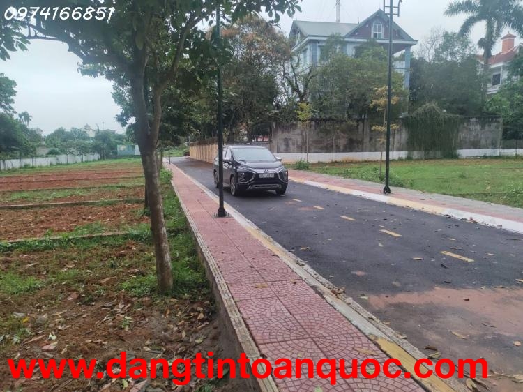 Đất nền Hòa Lạc bám trục Hồ Tây - Ba Vì giá chỉ hơn 3 tỷ, chuẩn pháp lý!