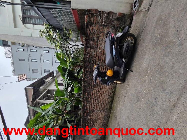 Bán đất Ngọc Thuỵ trong đê gần trường pháp, 100m oto thông, rẻ nhất khu vực