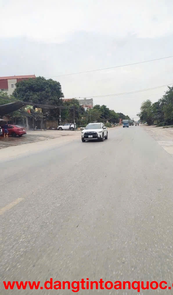 Cắt lỗ lô đất tiềm năng gần nhà máy in tiền Hòa Lạc - giá đầu tư