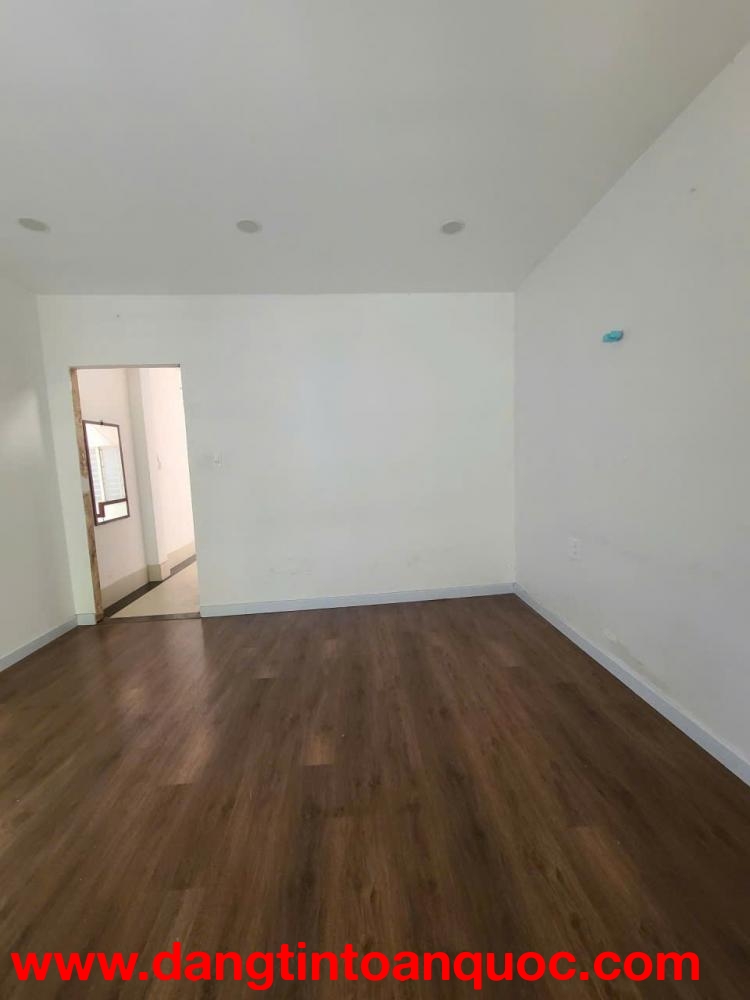 Bán nhà hẻm Bạch Đằng, Bình Thạnh, 54m2, 7.5 tỷ, 2PN, SHR - 0903821326