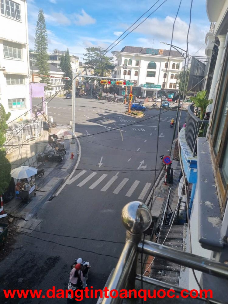 Cho thuê nhà 2 mặt tiền Đào Duy Từ phường 4 Đà Lạt 50 triệu/tháng