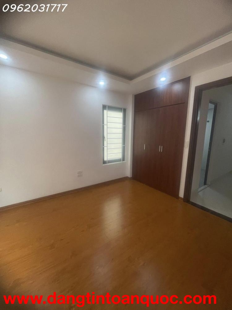 NHÀ MỚI KOONG- THANG MÁY SIÊU PHẨM LẠC LONG QUÂN -35M 6 TẦNG CHỈ 12 TỶ- NGÕ THÔNG