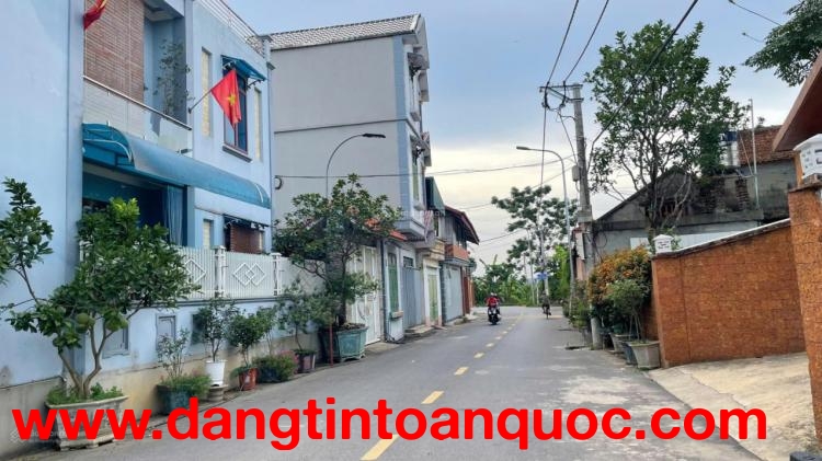 Cần Tiền Bán mảnh đất gần Đại Lộ Thăng Long mua lâu rồi nay bán nhanh giá 3 tỷ, gần QH Vin 300ha