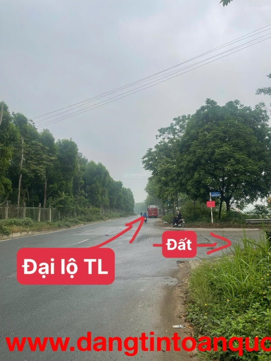 1 lô duy nhất nhà dân mặt đại lộ Thăng Long, gần nhà máy in tiền & bệnh viện Nhi Trung ương.