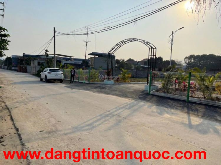 Vip  Khoang Mái - Đồng Trúc Hoà Lạc cách 300m ra Metro5 Đại Lộ Thăng Long