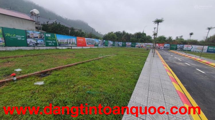 Bán đất nền trung tâm Hòa Lạc gần khu công nghệ cao ĐH Quốc gia hạ tầng, hoàn thiện sổ đỏ từng lô