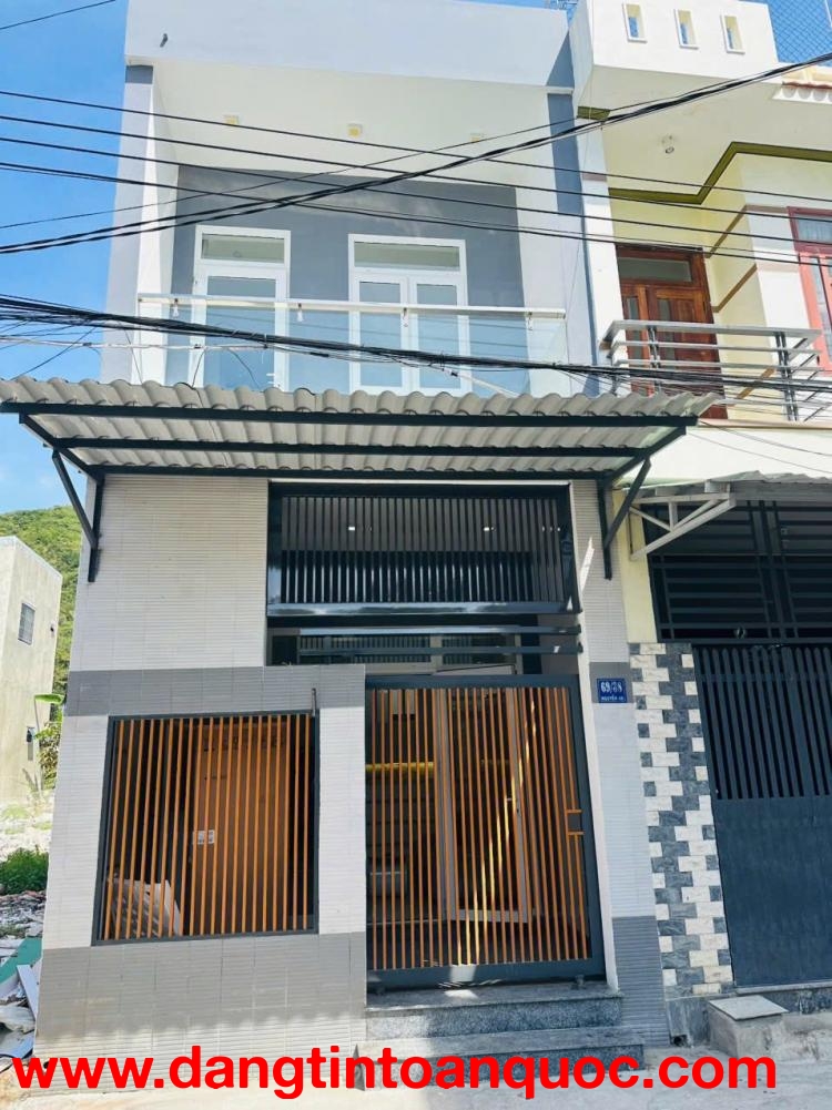 MSP 1504 BÁN NHÀ GẦN BIỂN VĨNH HÒA – NHA TRANG