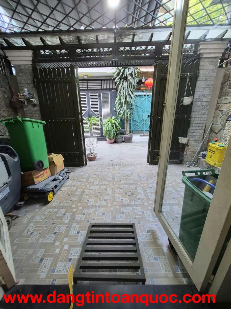 HẺM XE HƠI - EMART Phan Huy Ích - 80m² - Ngang 5m - 6 Tỷ 9