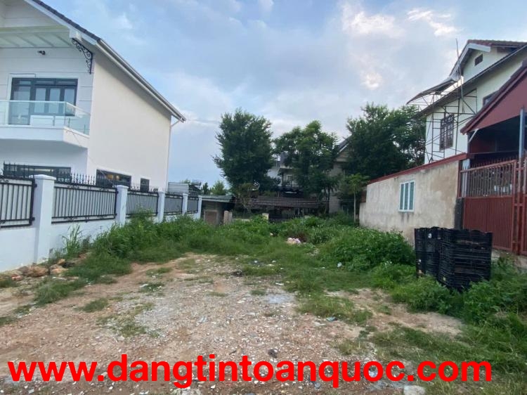 HOT HOT HOT –BÁN GẤP LÔ ĐẤT XÂY DỰNG ĐẸP – Hẻm 222 Đường Mai Anh Đào, Phường 8, TP Đà Lạt, Lâm Đồng